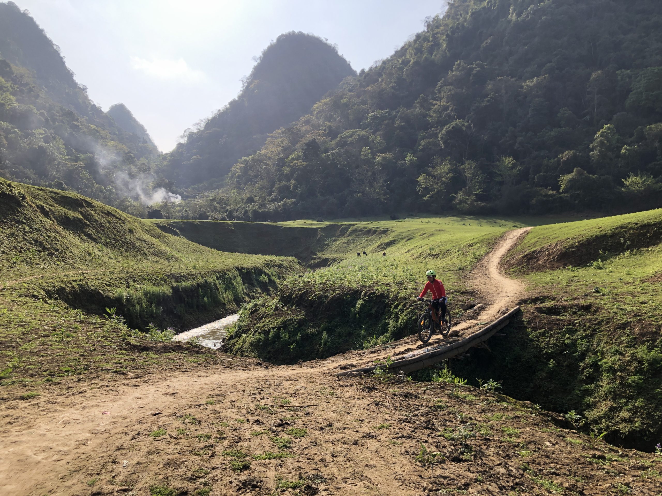 Northeast MTB Expedition – Conquer the Roads of Mong Cai, Cao Bang, and Ha Giang 15 Days